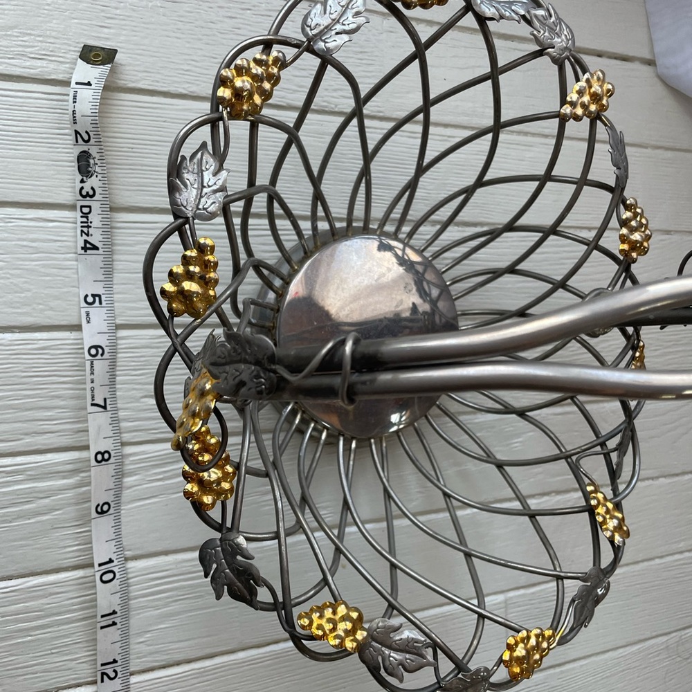 Godinger Silver Basket - Picture 4 of 7